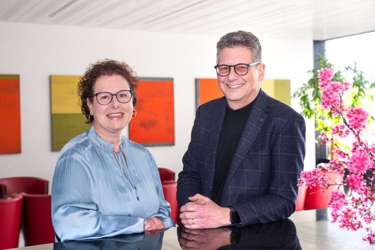 Kontakt: Melanie Groß, Personal, Organisation und Finanzen